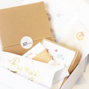 Babyparty_HeyBabyGirl_Schachtel_Inhalt