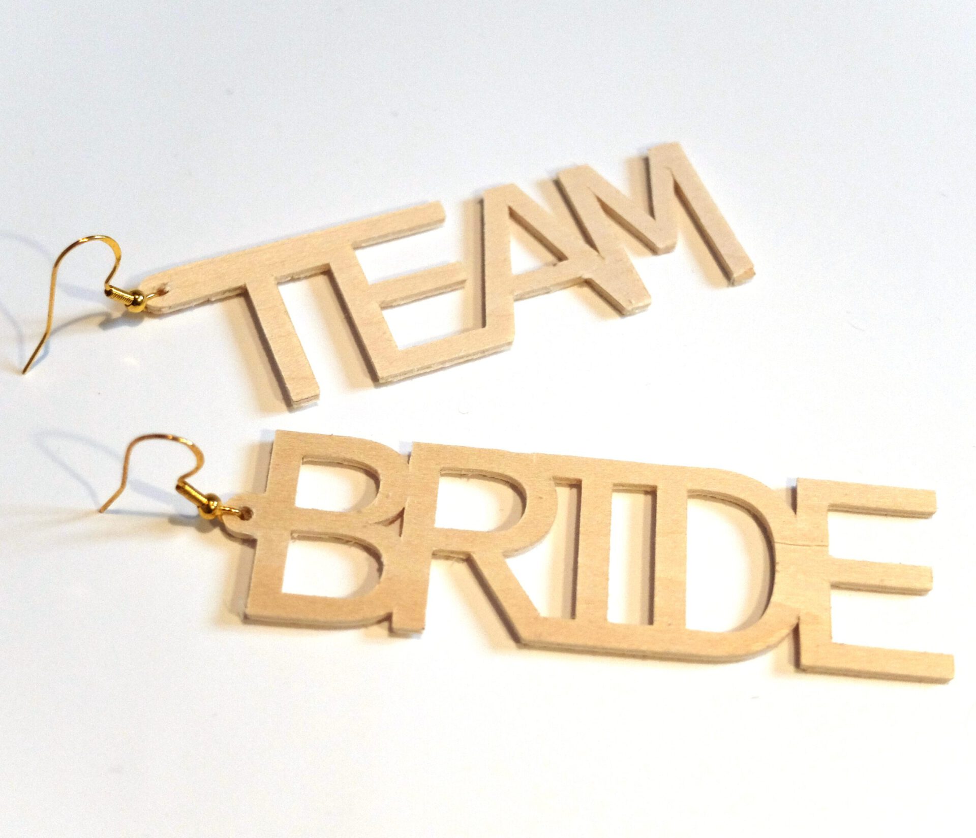 Team_Bride_Ohringe_Schachteltante